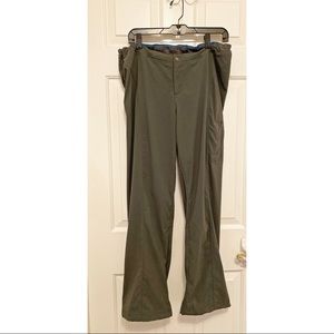 Columbia Sportswear women’s pants size 16/48 NWOT